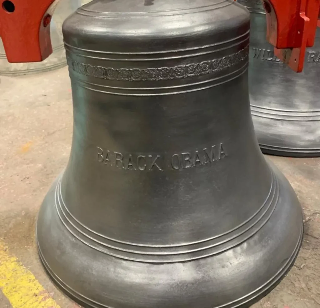 Large metal bell to be exported to Chicago US